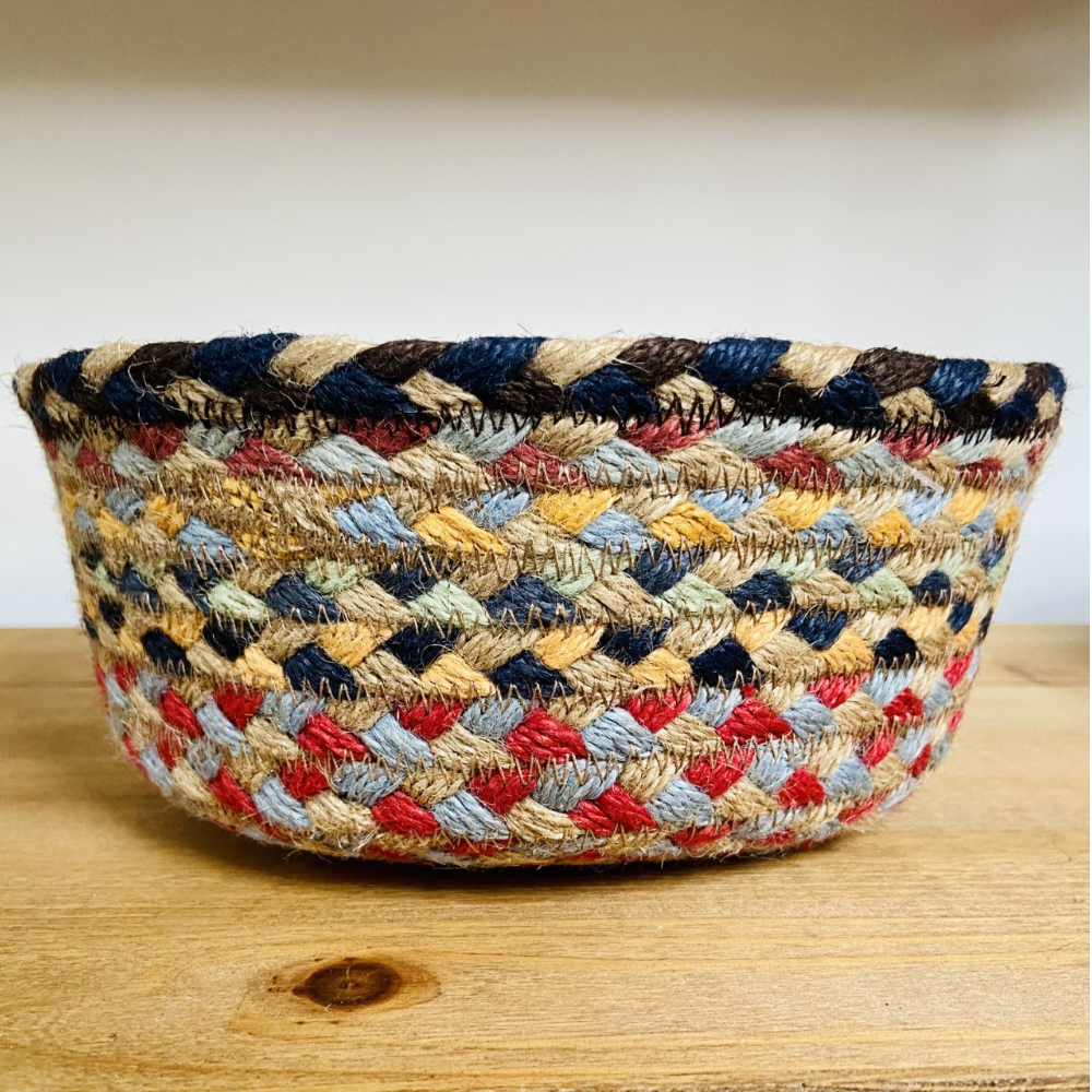 Small Jute Basket Small Jute Basket - Image 17