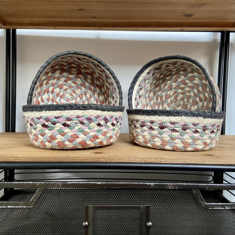 Small Jute Basket Small Jute Basket - Image 15
